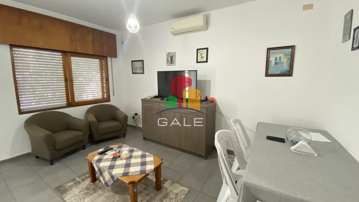 Gale Propiedades & Escribanía Casa ID.1984 - Quieres estar a pasos de zona comercial ?