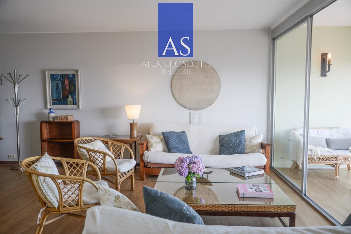 Apartamento reciclado 3 dormitorios en venta y alquiler Península, Punta del Este