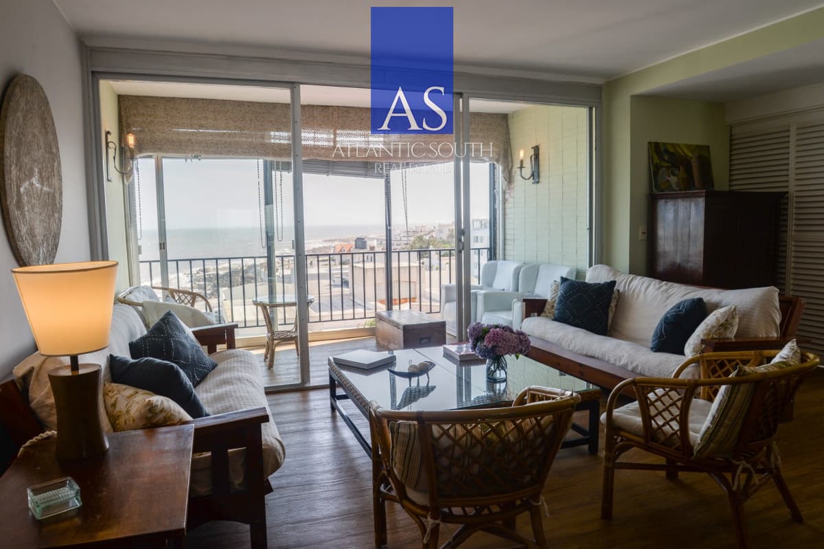 Apartamento reciclado 3 dormitorios en venta y alquiler Península, Punta del Este