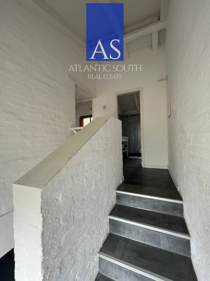 Casa en Barrio privado con piscina en Pinares  Punta del Este