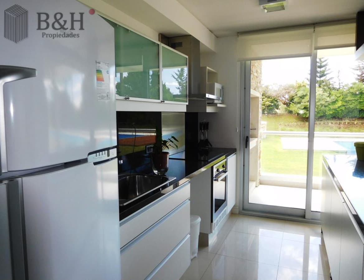 Apartamento en Brava 2 dormitorios 2 baños, garage