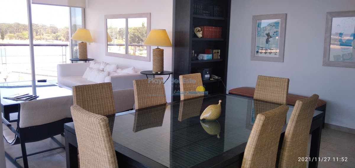 Apartamento en La Barra 3 dormitorios con balcón - Inmobiliaria Playa del Este