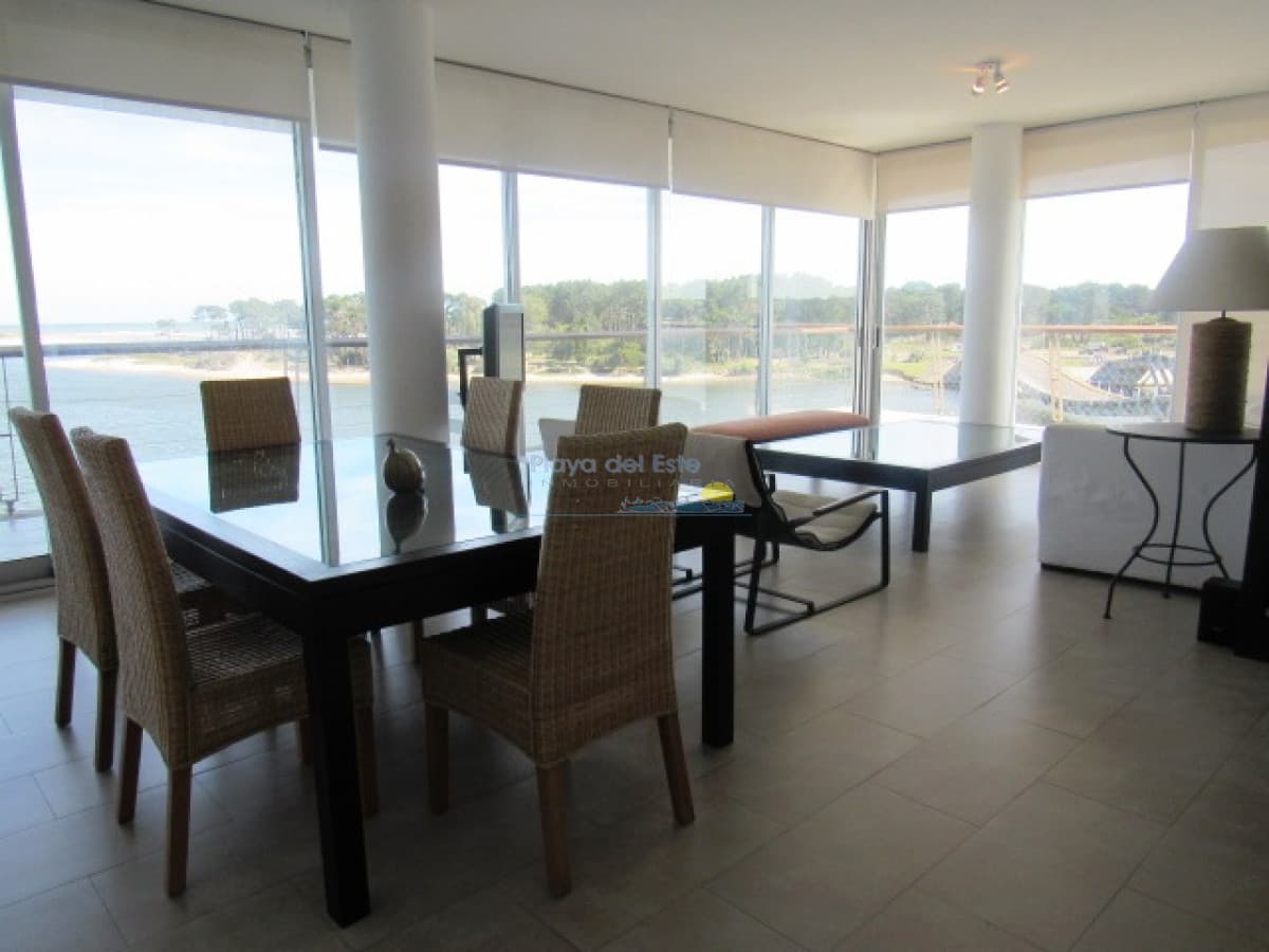 Apartamento en La Barra 3 dormitorios con balcón - Inmobiliaria Playa del Este