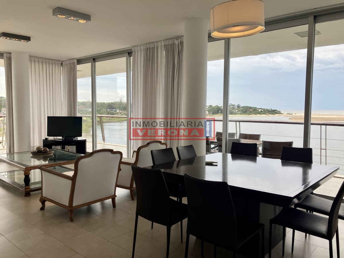 Apartamento en La Barra 3 dormitorios con balcón - Inmobiliaria Verona Punta