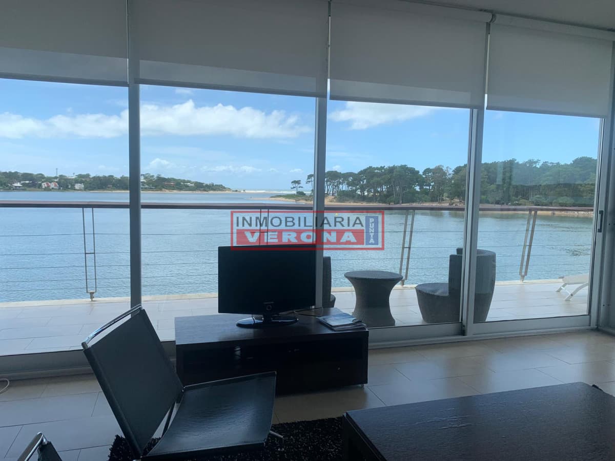 Apartamento en La Barra 3 dormitorios 2 baños - Inmobiliaria Verona Punta