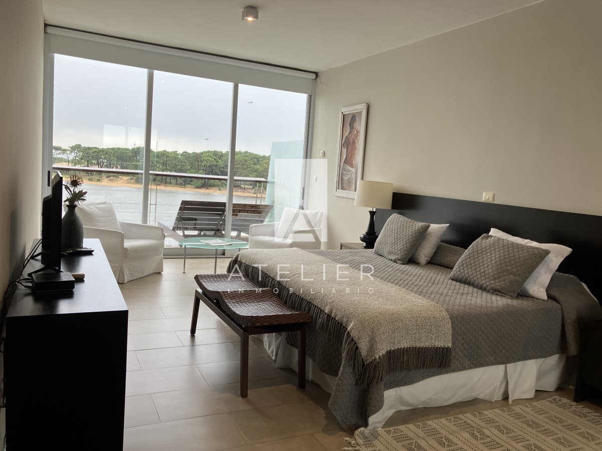 Apartamento en La Barra 3 dormitorios con balcón