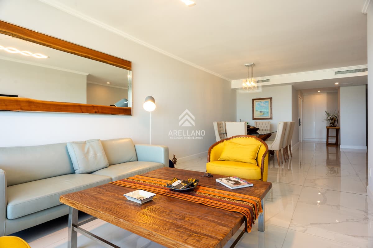 Apartamento ID.4232 - 3 suites frente al mar, Paramount, Punta del Este