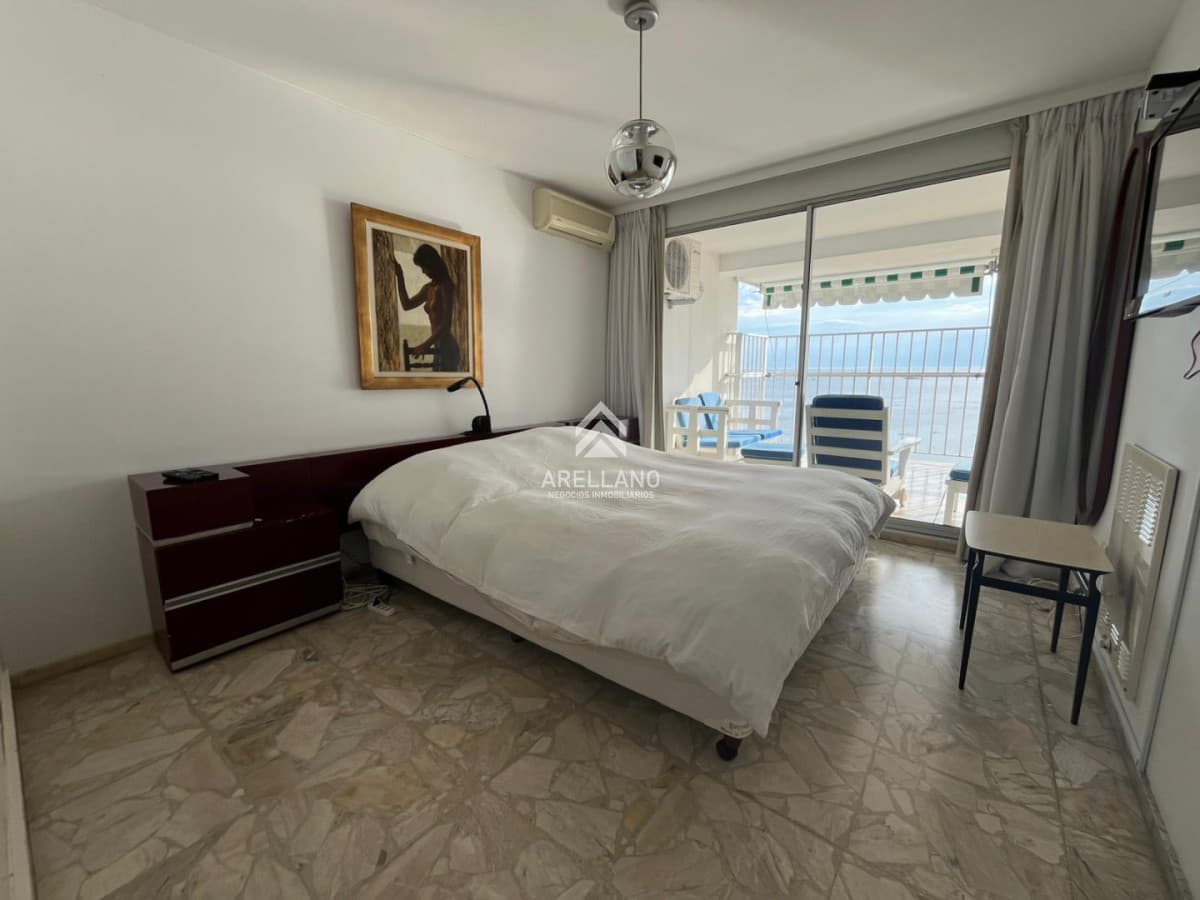 Apartamento ID.6743 - Apartamento 1ra línea de Punta del Este