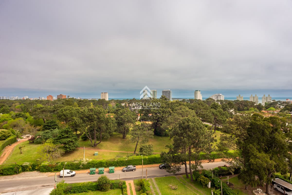 Apartamento ID.4126 - 2 DORMITORIOS 2 BAÑOS ROOSEVELT, PUNTA DEL ESTE