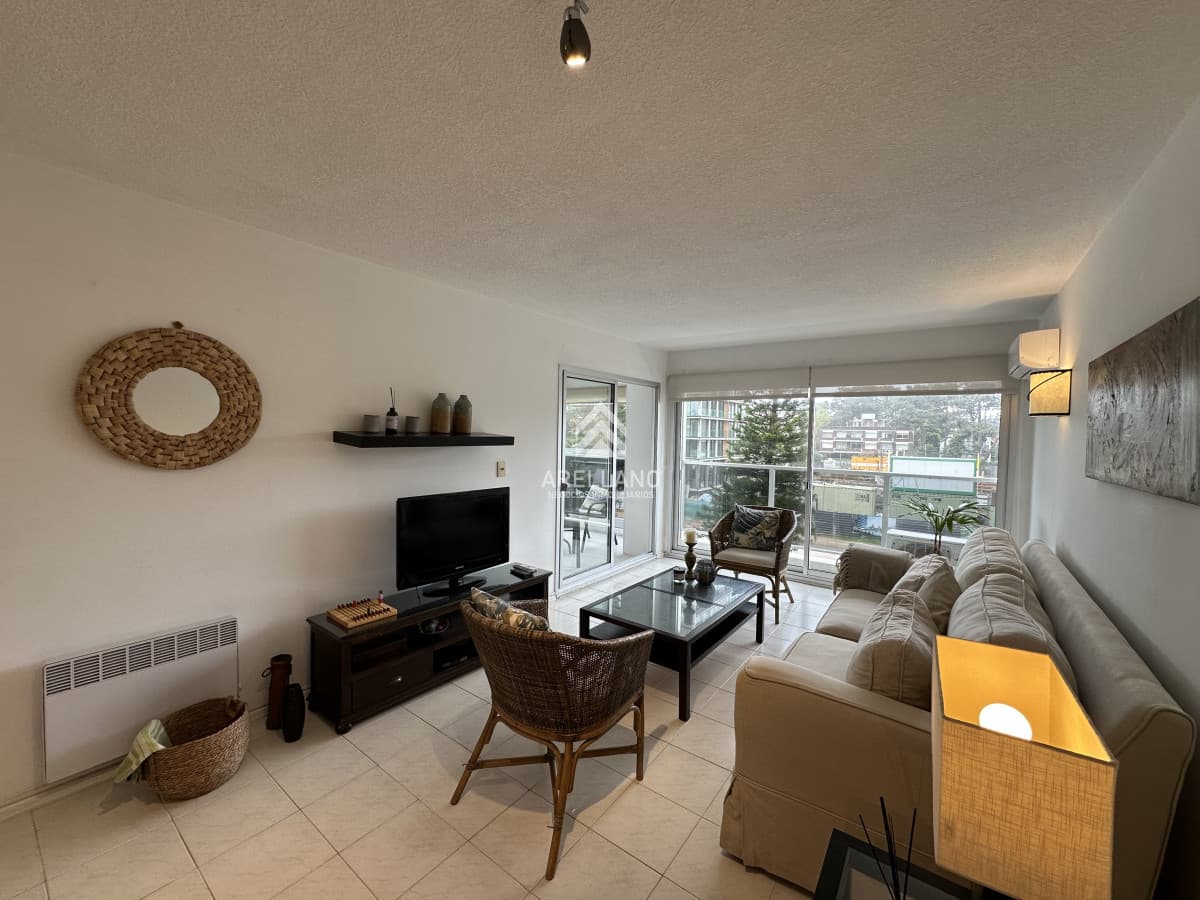 Apartamento ID.3243 - Alquiler de temporada apartamento 2 ½ en Chiverta, Punta del Este