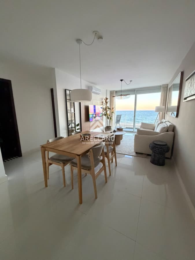 Apartamento ID.6736 - Apartamento 2 habitaciones primera linea mansa - Punta del Este