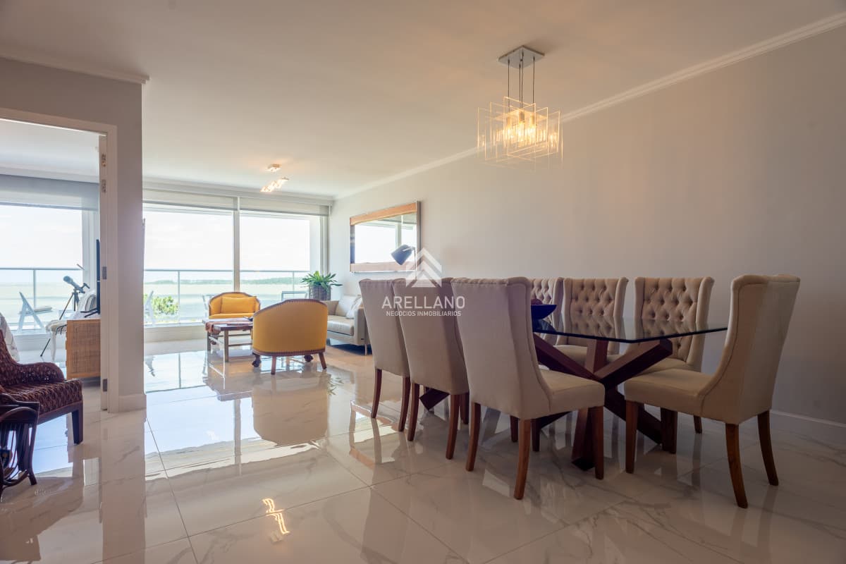 Apartamento ID.4232 - 3 suites frente al mar, Paramount, Punta del Este
