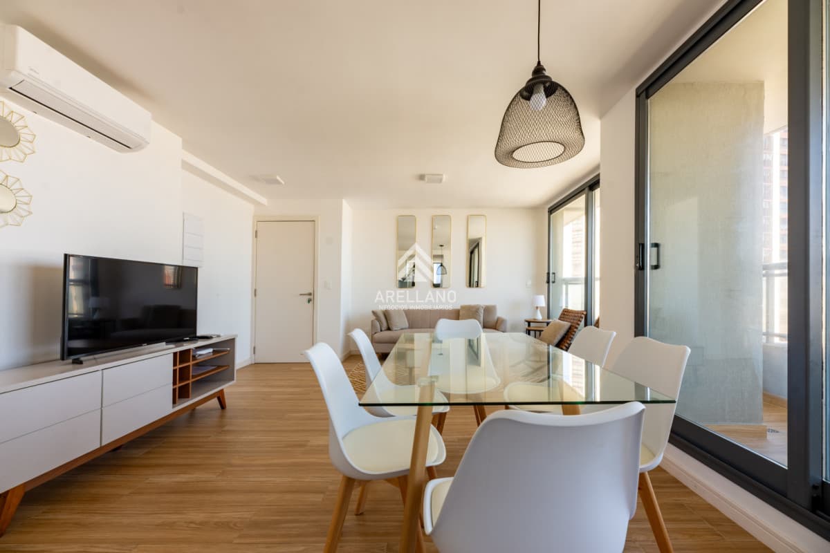 Apartamento ID.5608 - 2 dormitorios, vista al mar y garage