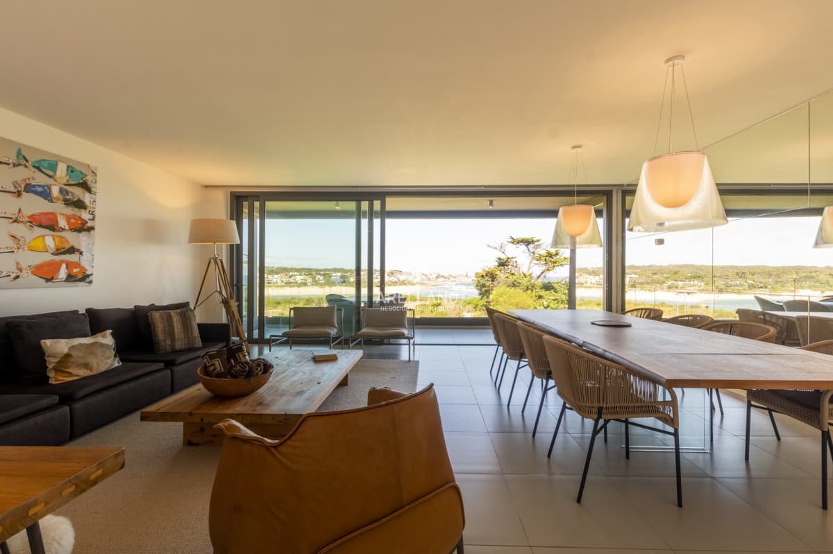 Apartamento ID.1585 - 3 dormitorios y dependencia - Tiburon Terrazas Barra - Punta del Este