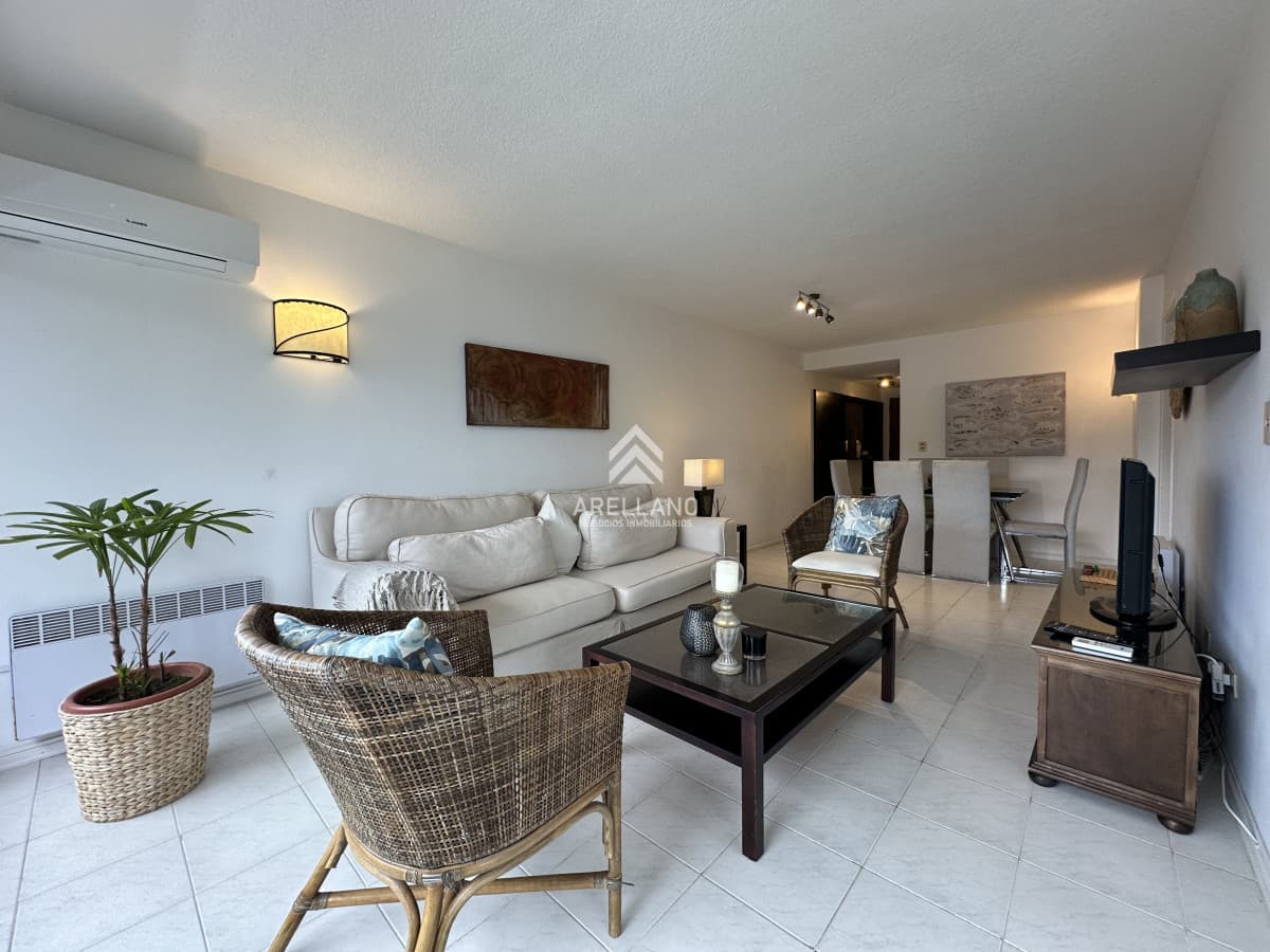 Apartamento ID.3243 - Alquiler de temporada apartamento 2 ½ en Chiverta, Punta del Este