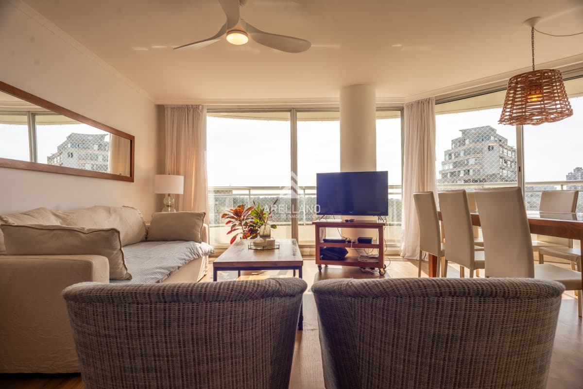 Apartamento ID.4839 - Alquiler temporal apartamento 3 dormitorios y dependencia Ocean Drive