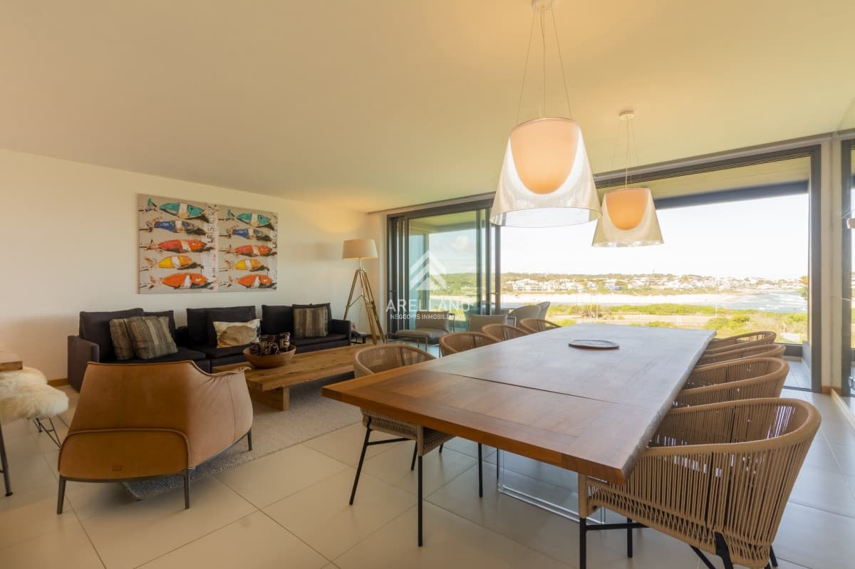 Apartamento ID.1585 - 3 dormitorios y dependencia - Tiburon Terrazas Barra - Punta del Este