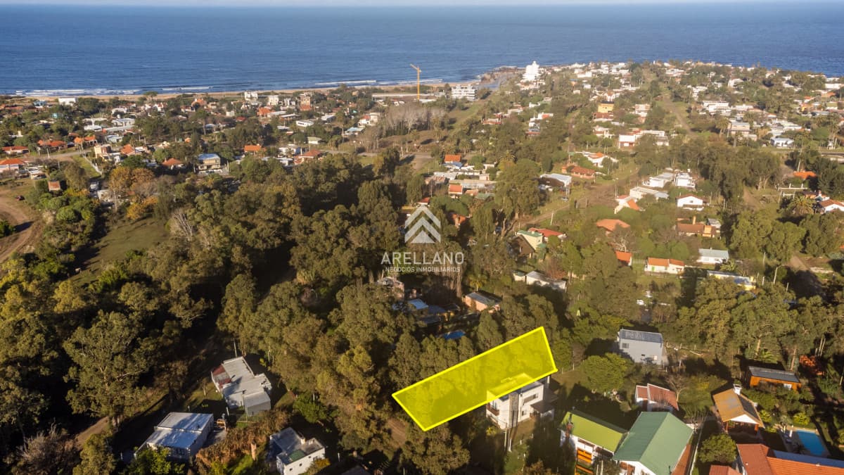 Terreno ID.5051 - Terreno en Punta Fria, Piriapolis 477m2