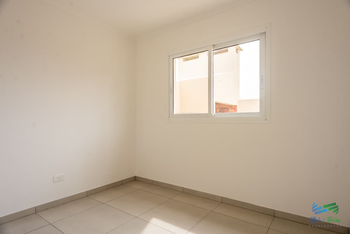 Altos de la laguna, 2 dormitorios con garage