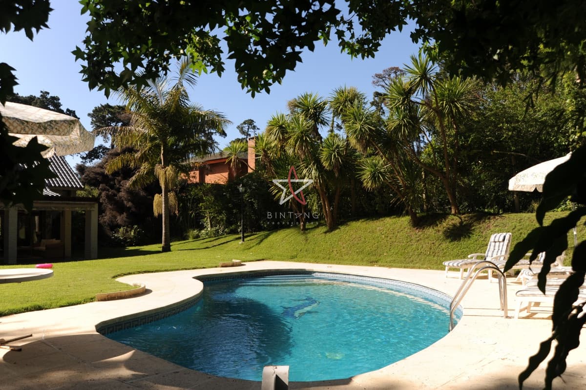 Casa en Punta del Este, Lugano - Bintang Propiedades