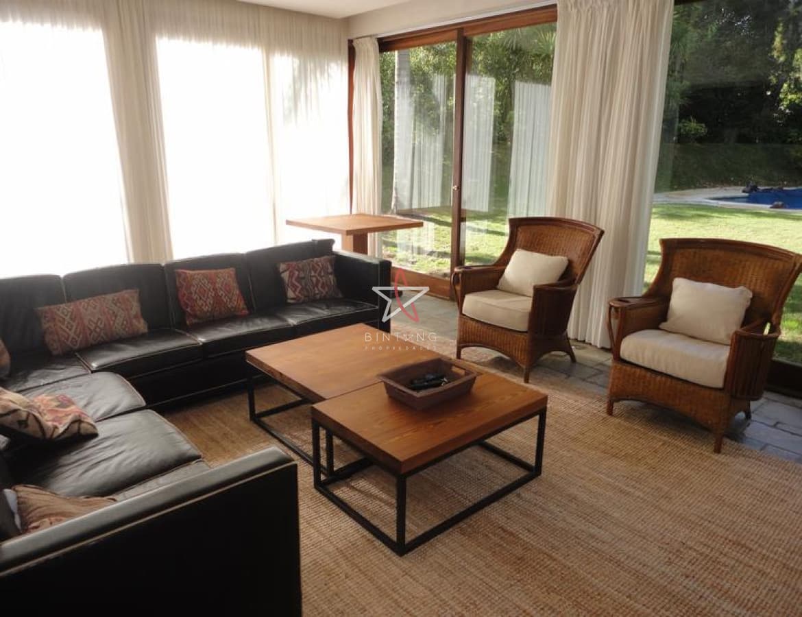 Casa en Punta del Este, Lugano - Bintang Propiedades