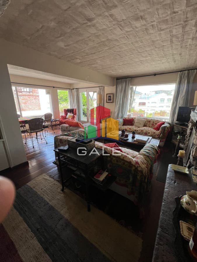 Manantiales, 5 dormitorios, casa con vista al mar, ideal familia numerosa  -