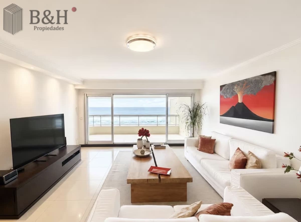 Apartamento en Punta del Este, Brava