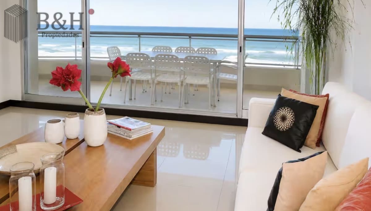 Apartamento en Punta del Este, Brava