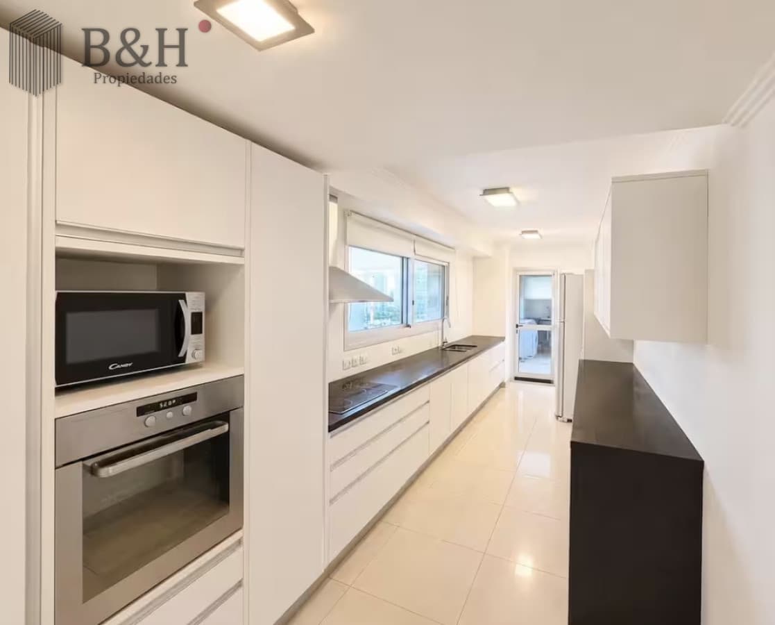 Apartamento en Punta del Este, Brava
