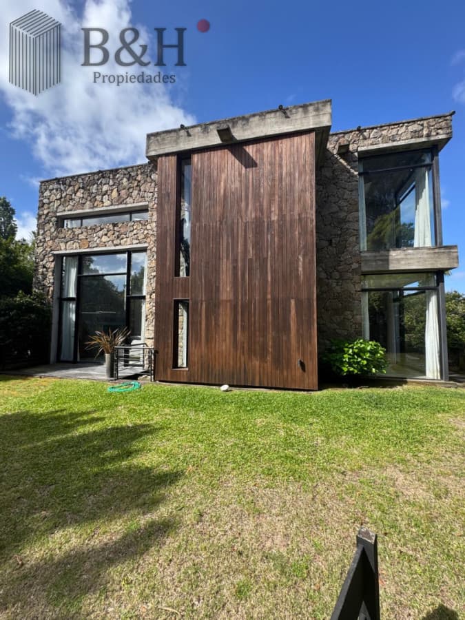 Casa a la venta en La Arbolada