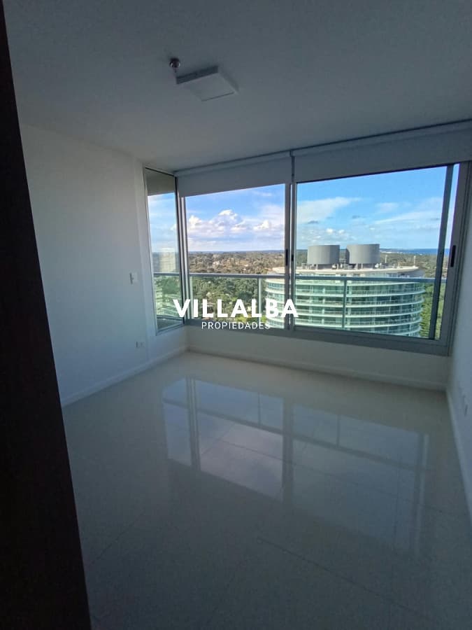 Apartamento de 3 dormitorios en Roosevelt