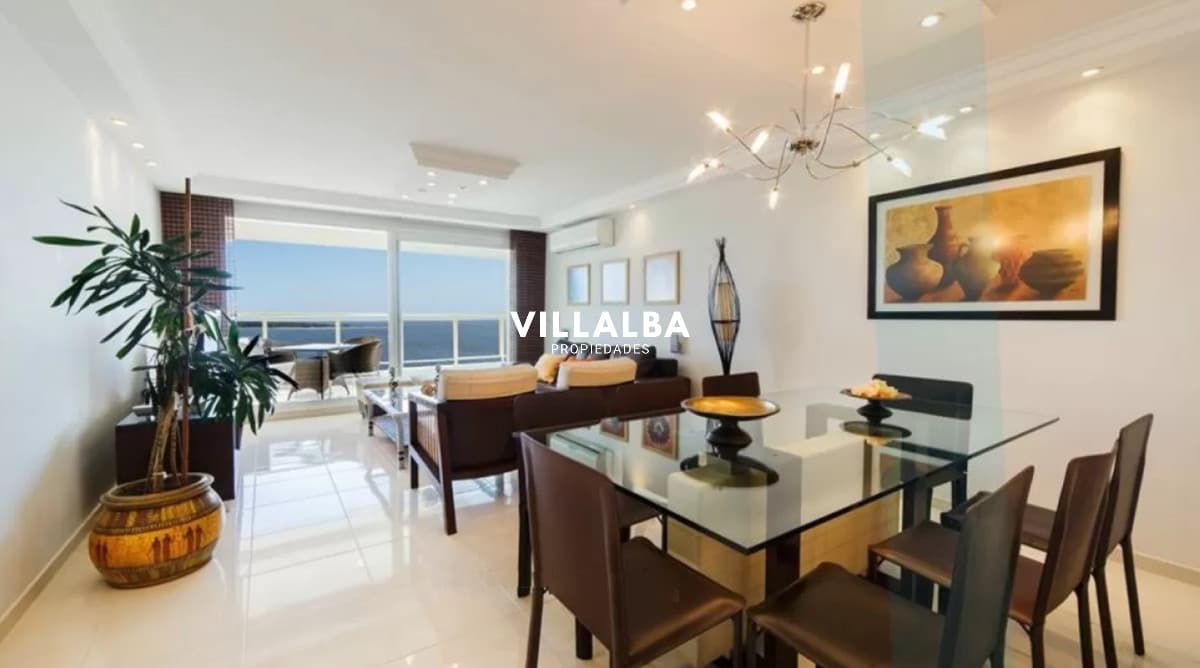 Le Jardin, 3 suites. Amplia planta