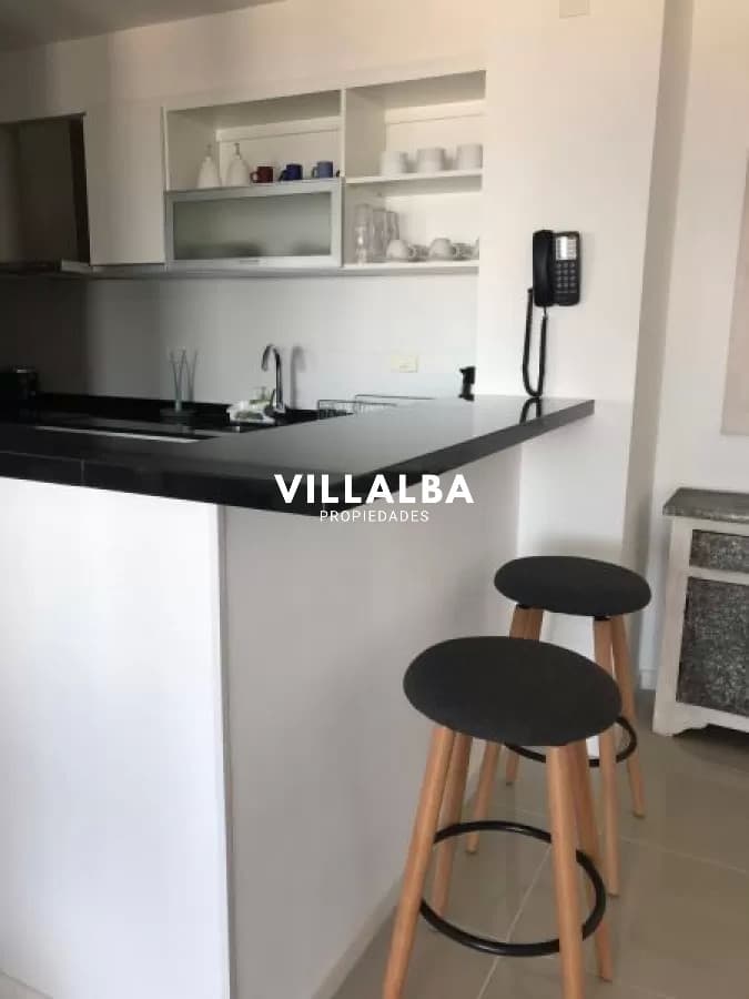 Oportunidad en venta! Vista espectacular al mar!