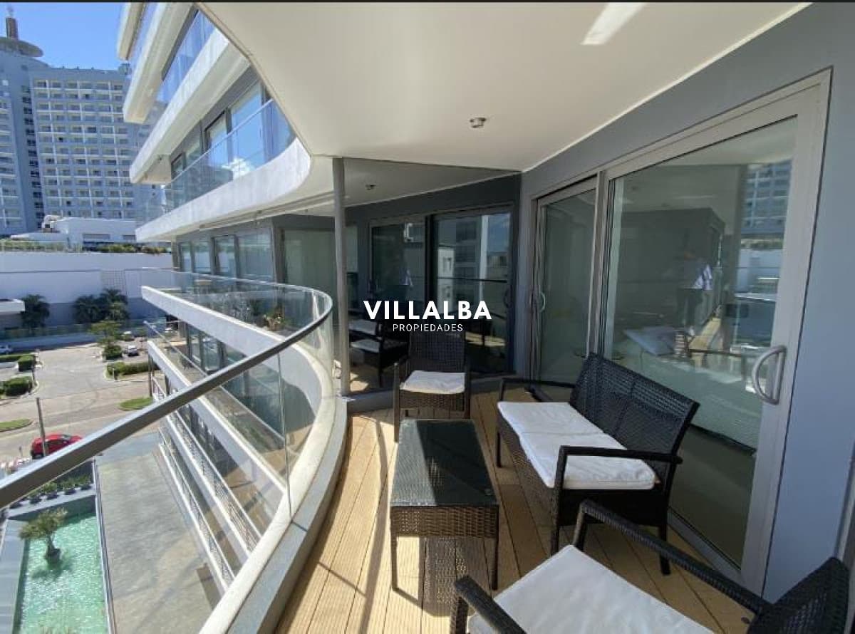Alexander Collection Punta del Este