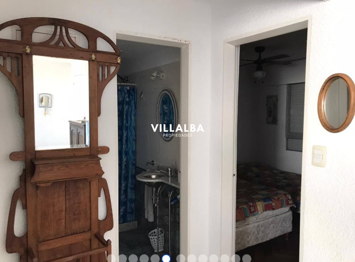 Apartamento en  Peninsula , 2 dormitorios 2 baños