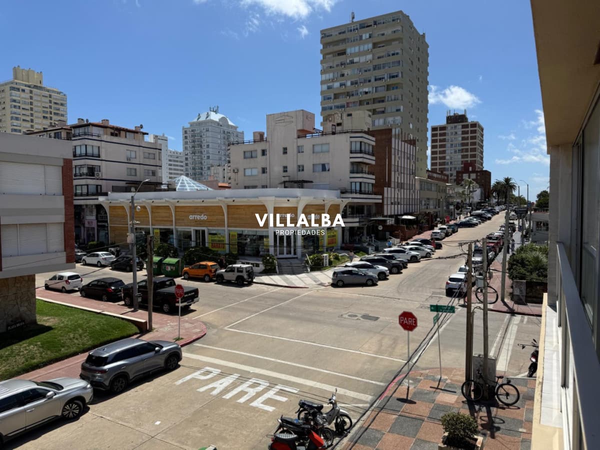 Península 2 dormitorios con terraza, cerca del puerto
