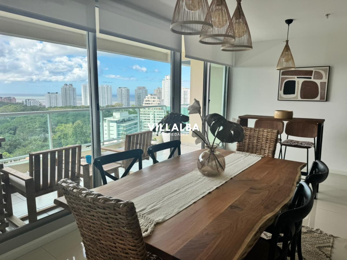 Venta - Piso alto en Gala Vista, Punta del Este | 3 Dormitorios