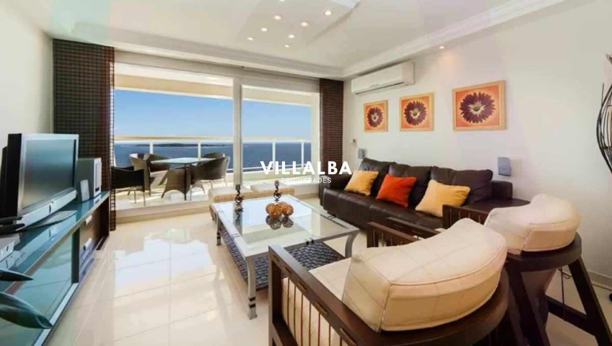 Le Jardin, 3 suites. Amplia planta