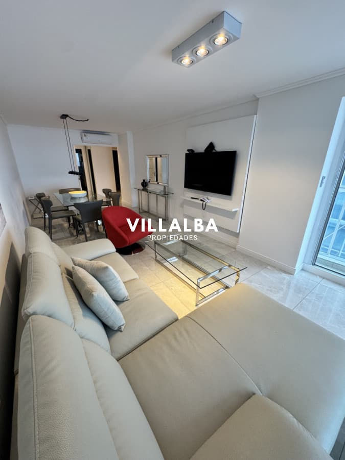 Apartamento en Mansa a 100 metros del mar