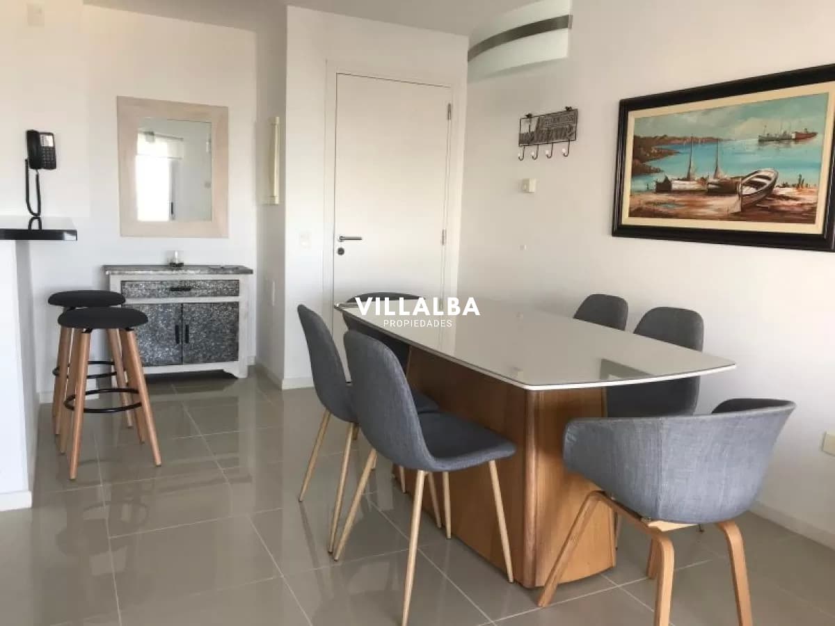 Oportunidad en venta! Vista espectacular al mar!