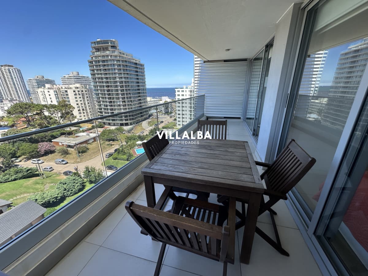 Impecable apartamento de 3 dormitorios en venta.