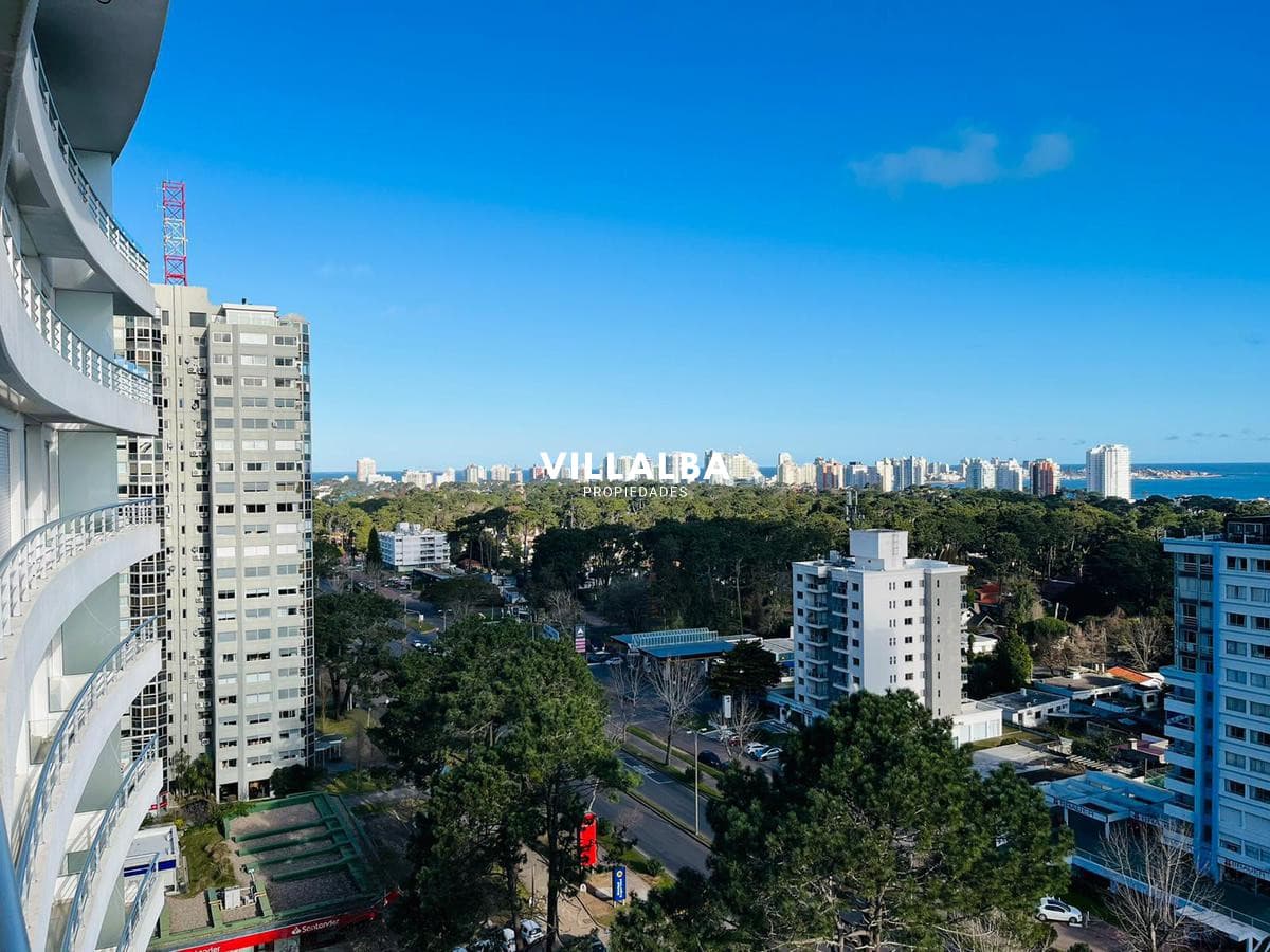 Green Life, Punta del Este. 2 dormitorios, 2 baños.