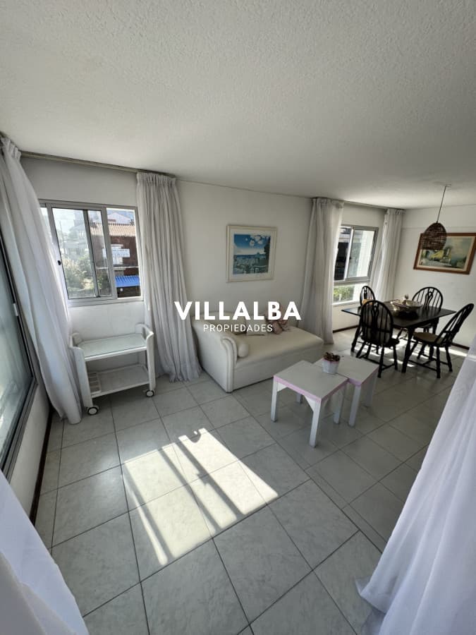 Península 2 dormitorios con terraza, cerca del puerto
