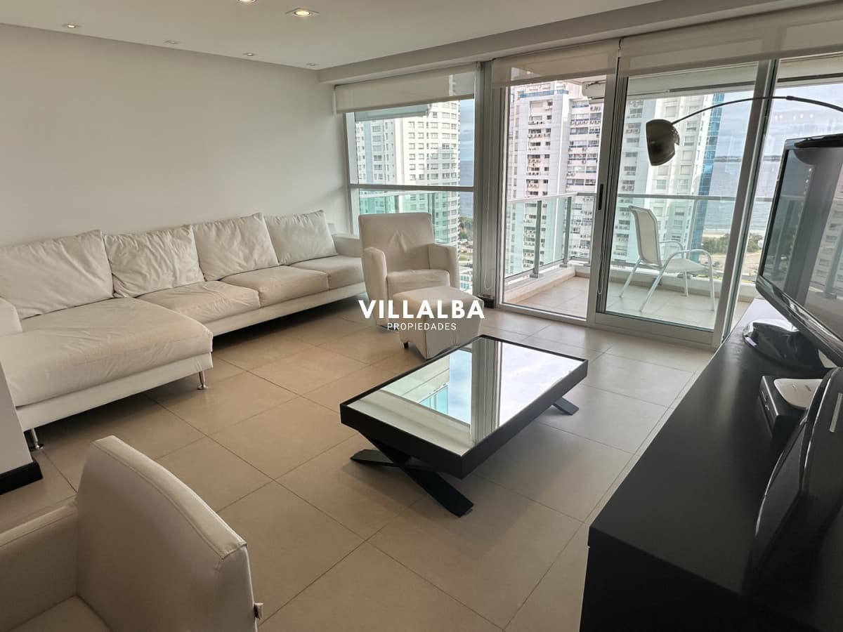 Departamento de 3 dormitorios en venta a pasos del mar. Gala Tower