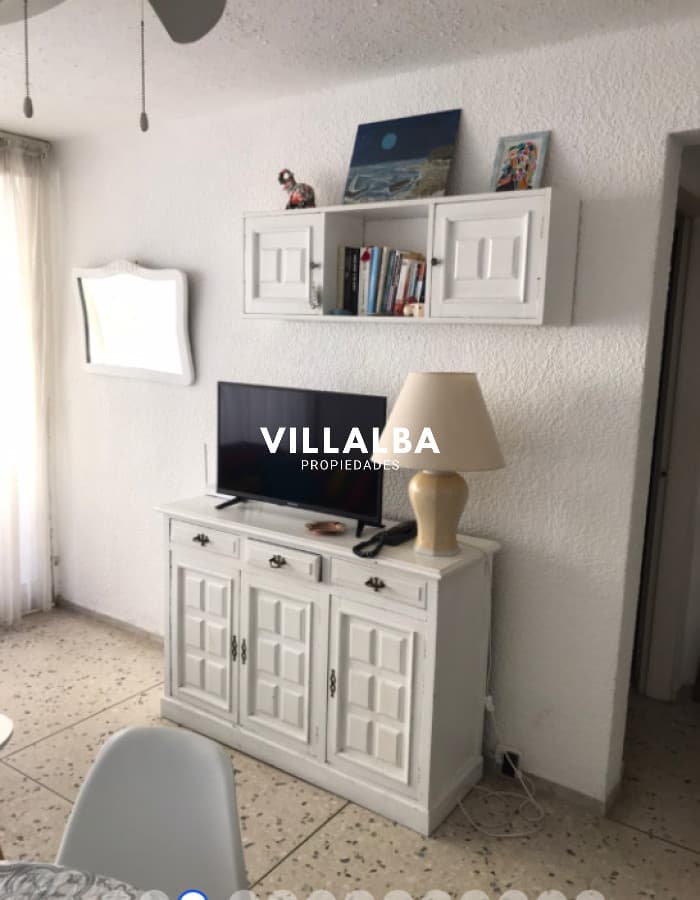Apartamento en  Peninsula , 2 dormitorios 2 baños