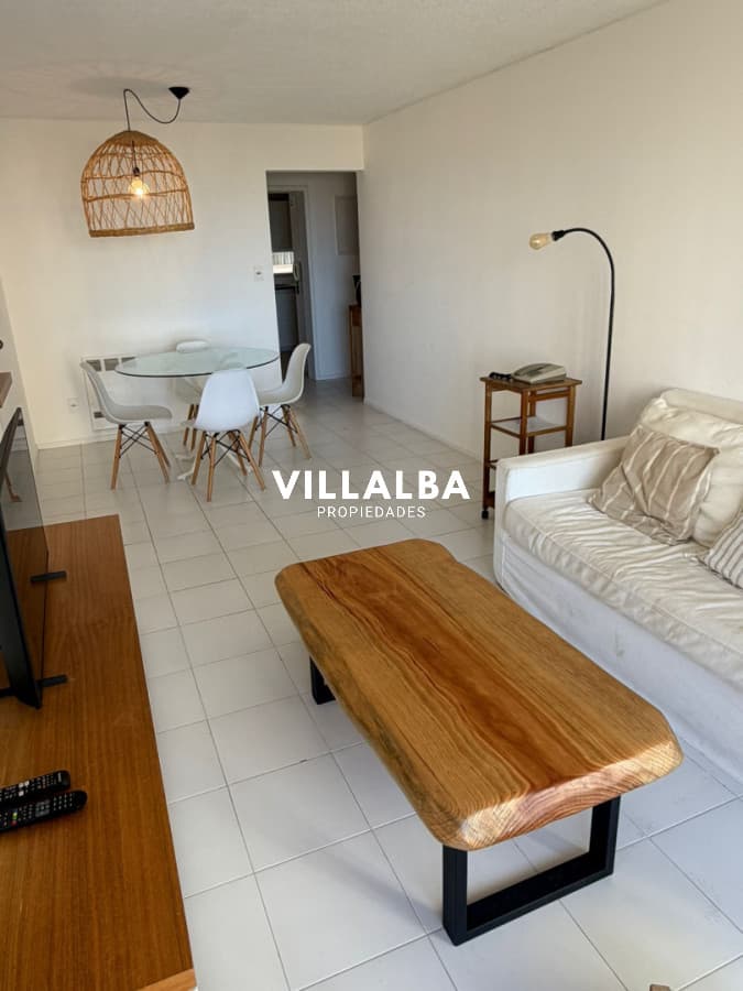 Apartamento , Torre Marina .2 dormitorios mas dependencia