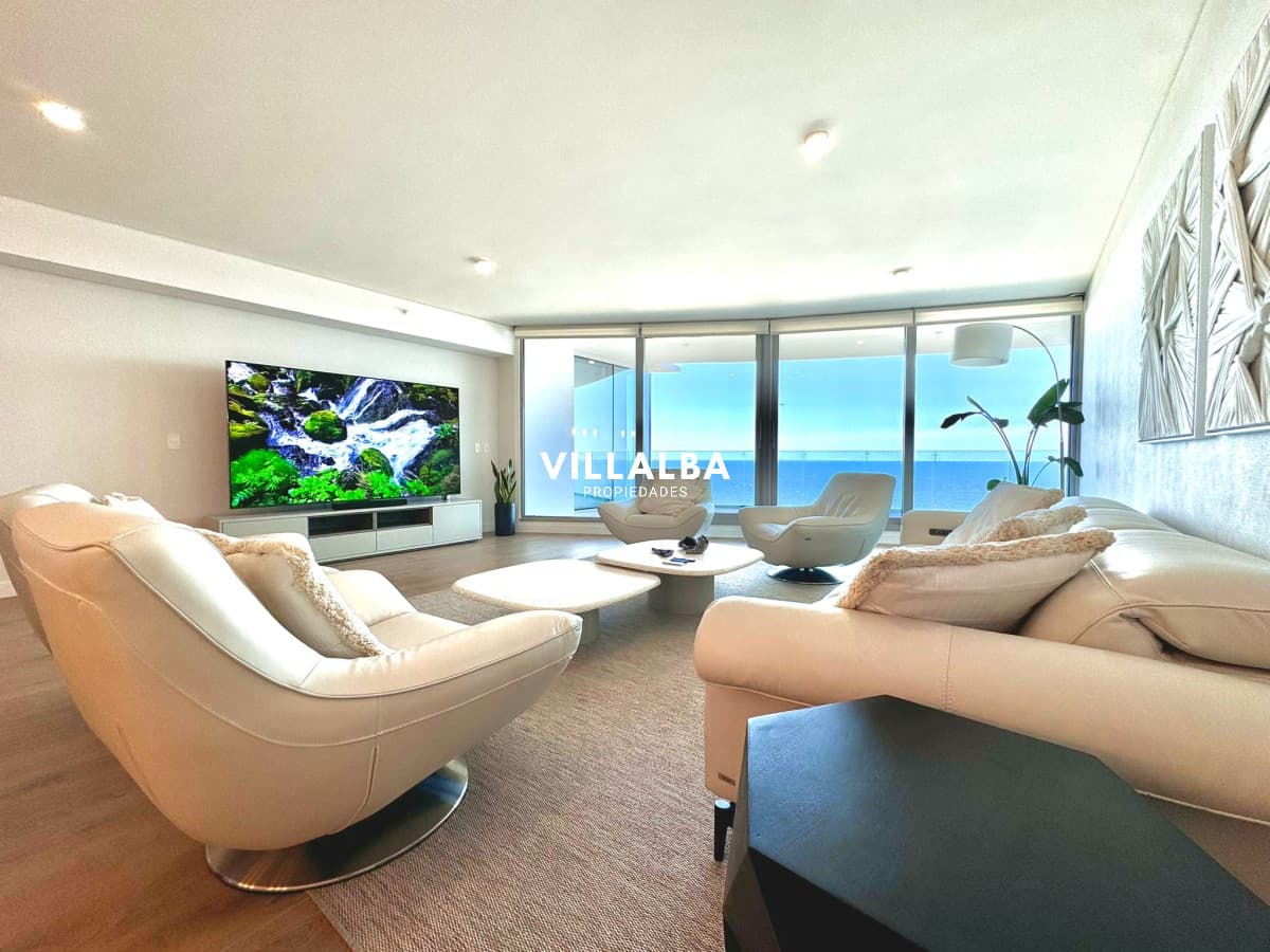 LUXURY LIFESTYLE