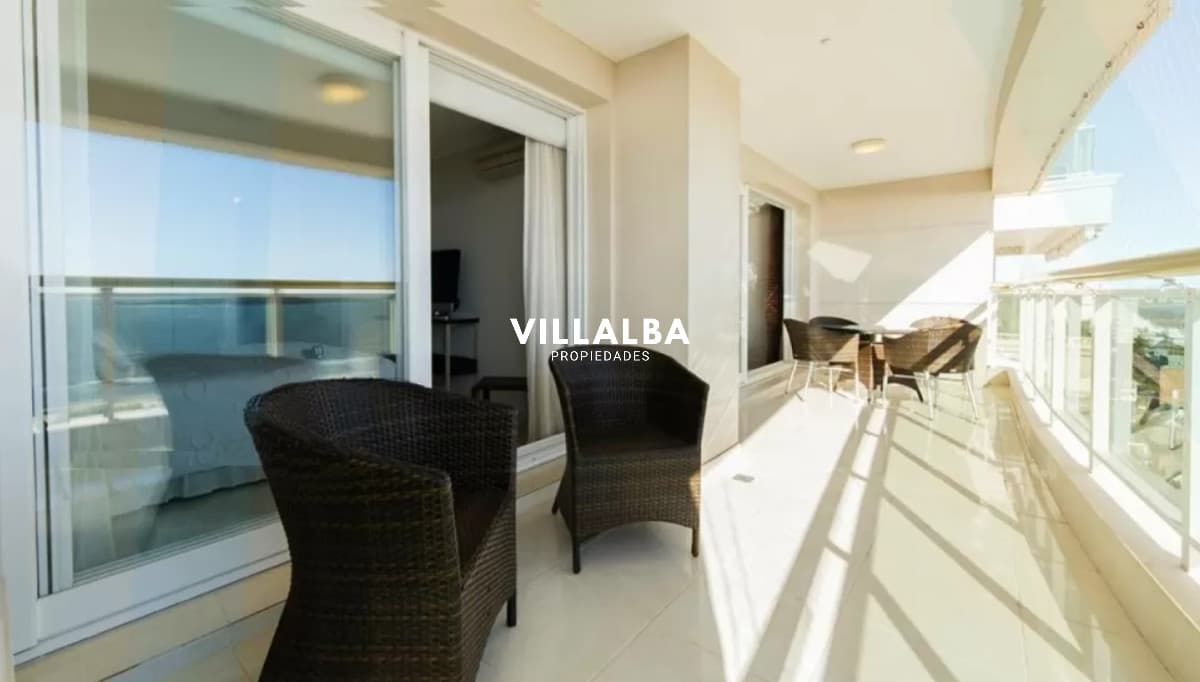 Le Jardin, 3 suites. Amplia planta