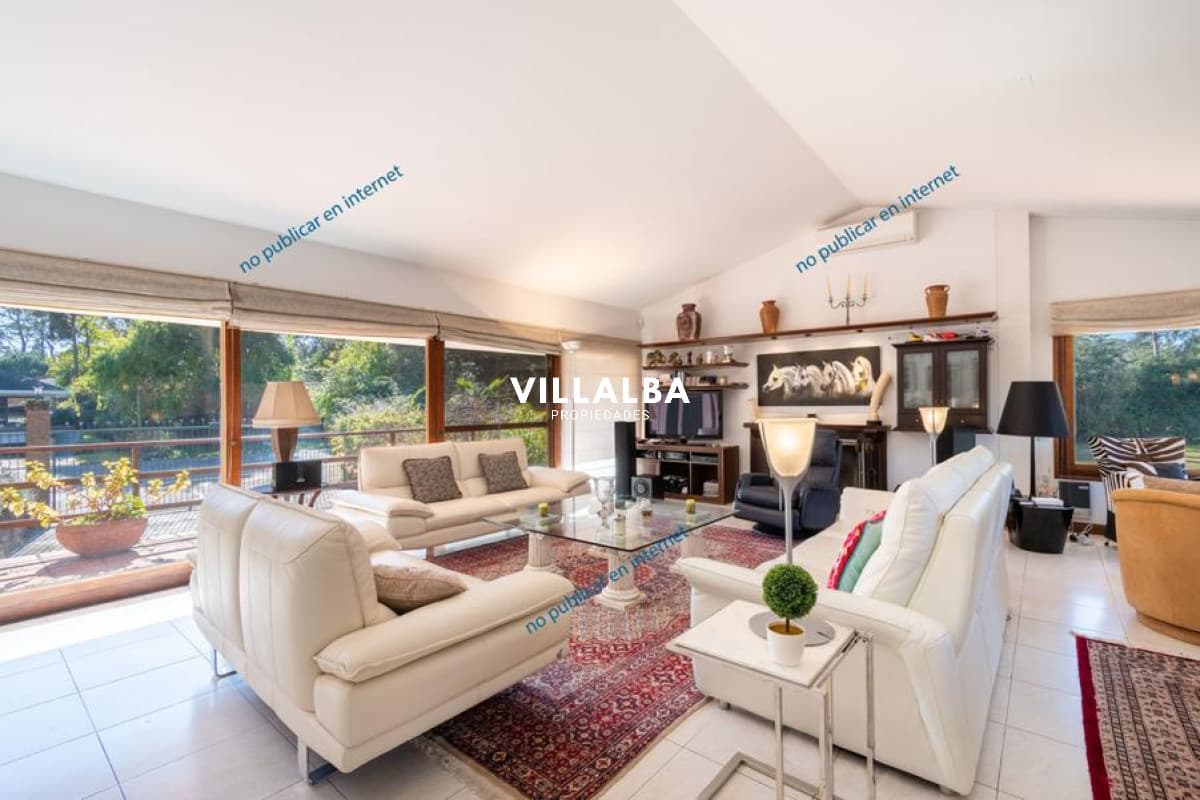 Excelente propiedad totalmente reciclada en venta