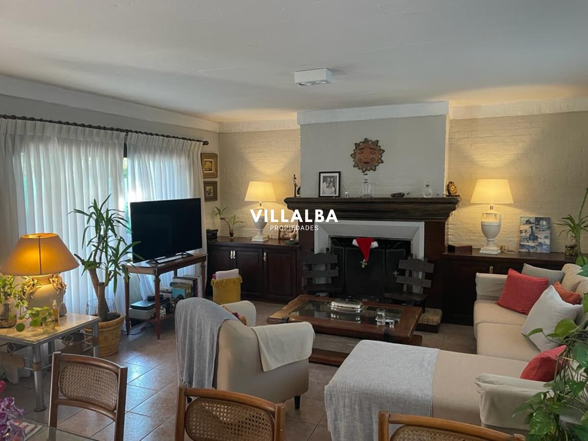 Casa en Punta del Este, Marly